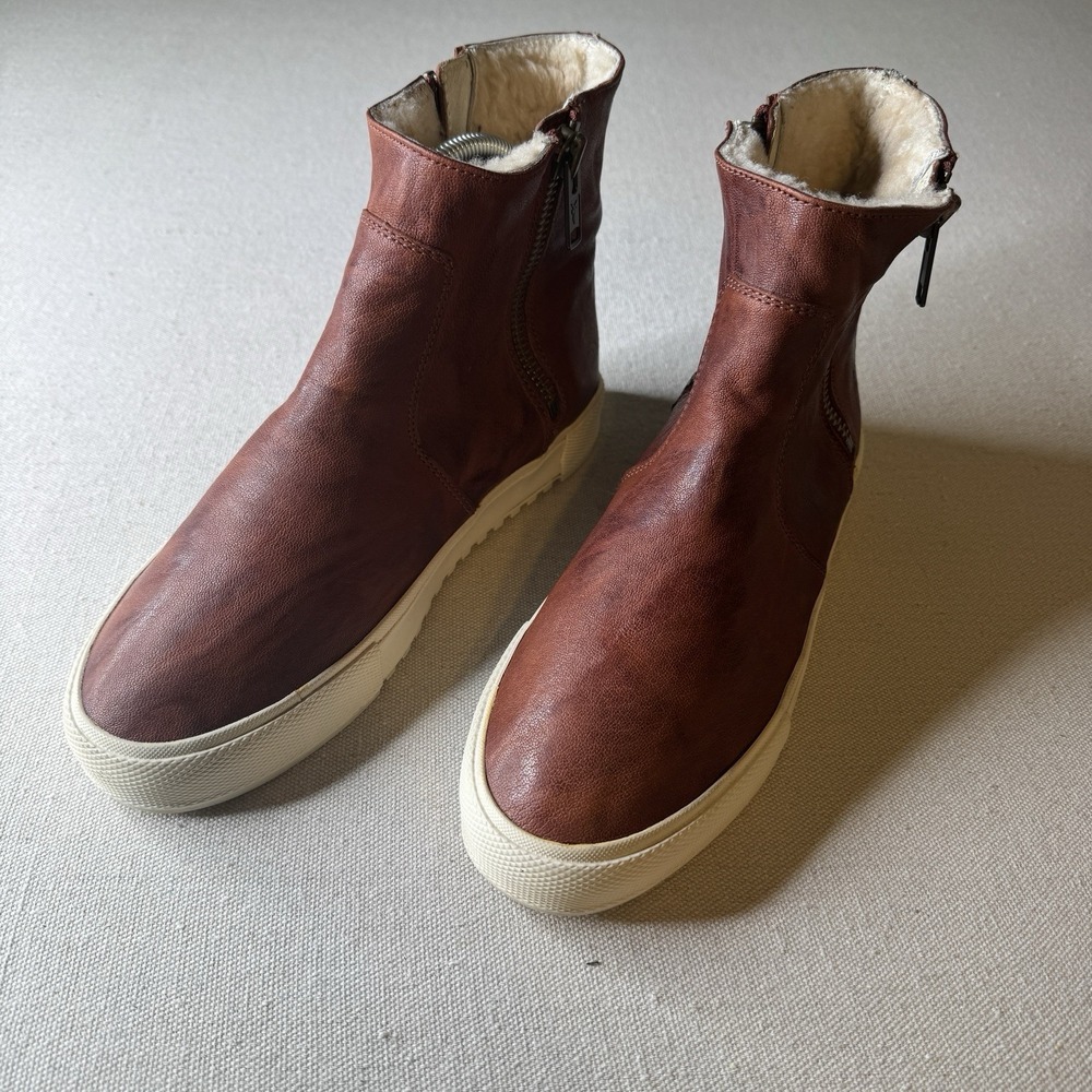 Frye Gia Lug Shearling Double Zip Boots 9.5 Women's Leather Cognac‎ Shearling